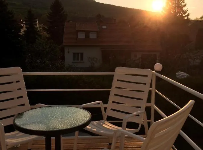 Daire Bella Badacsony Apartmanhaz *