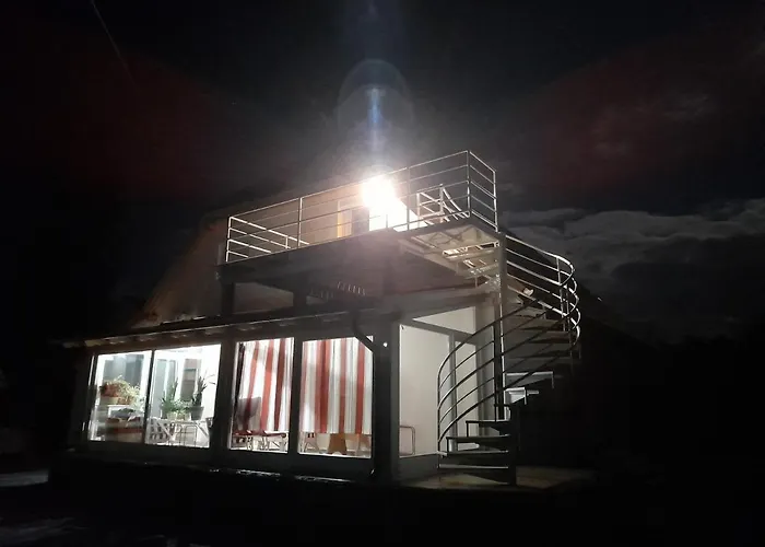 شقة Bella Badacsony Apartmanhaz